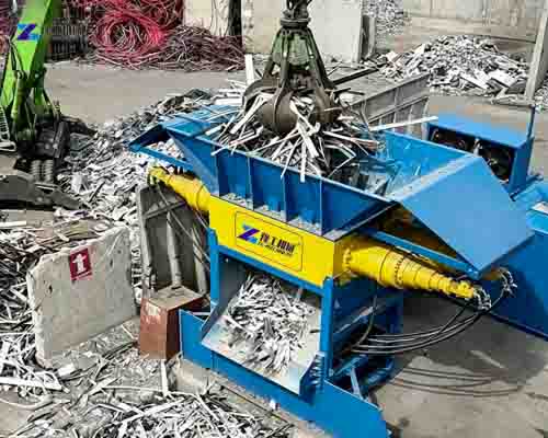Tire Shredding Machine